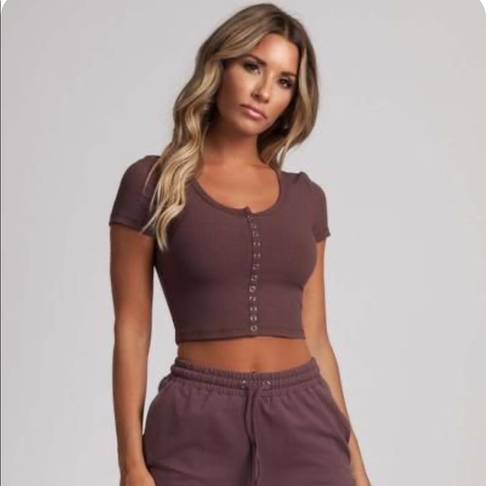 Meshki Crop Top💜 - Picture 6 of 6
